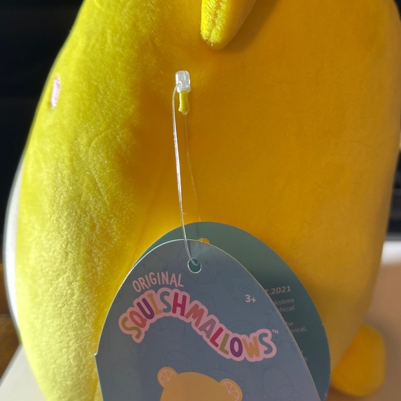 NWT- 8" Squishmallows Belton - Ages 3+ Yellow Lemon Bear - Picture 4 of 6